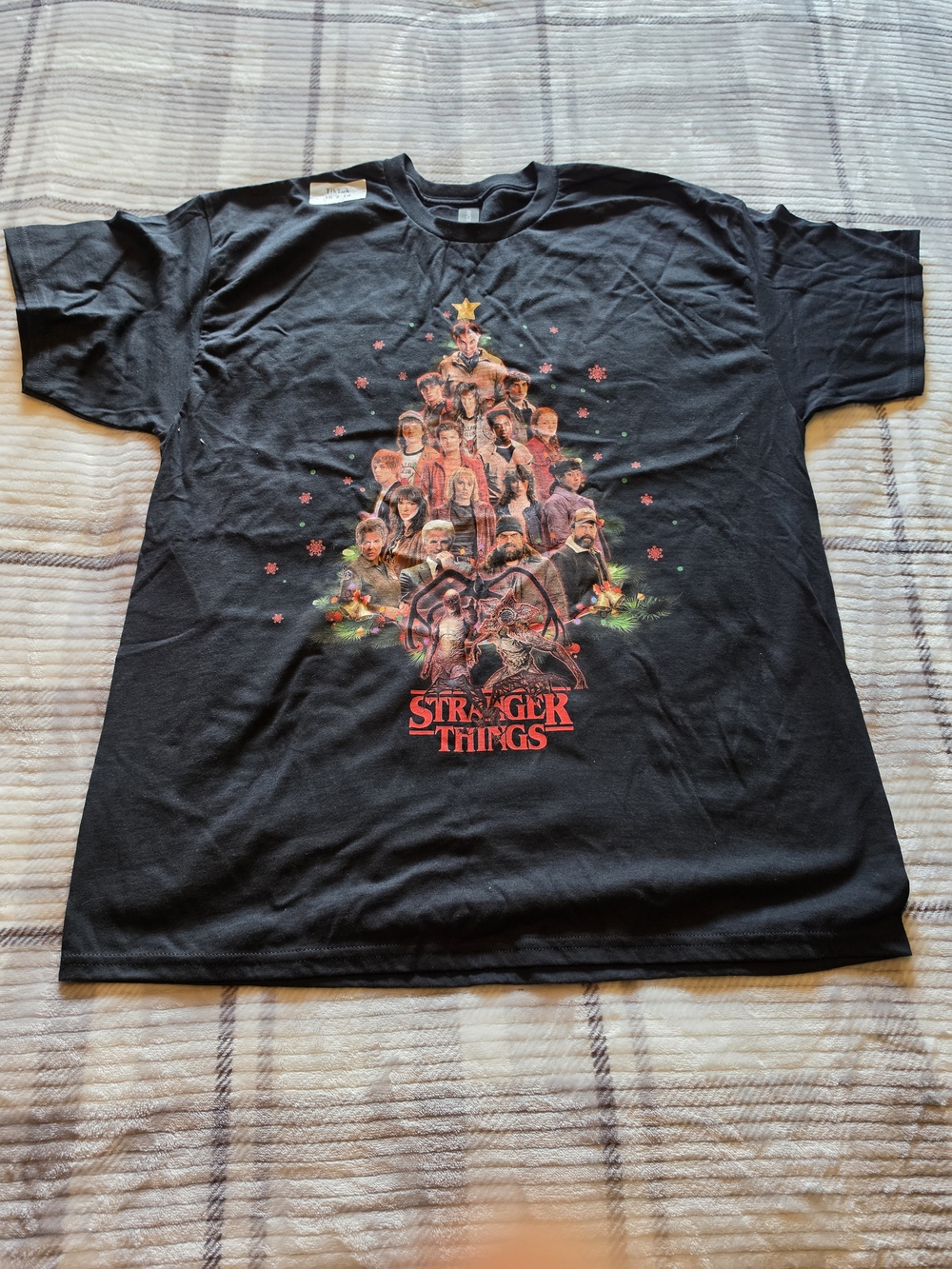 Unisex Adult Stranger Things Christmas T-shirt